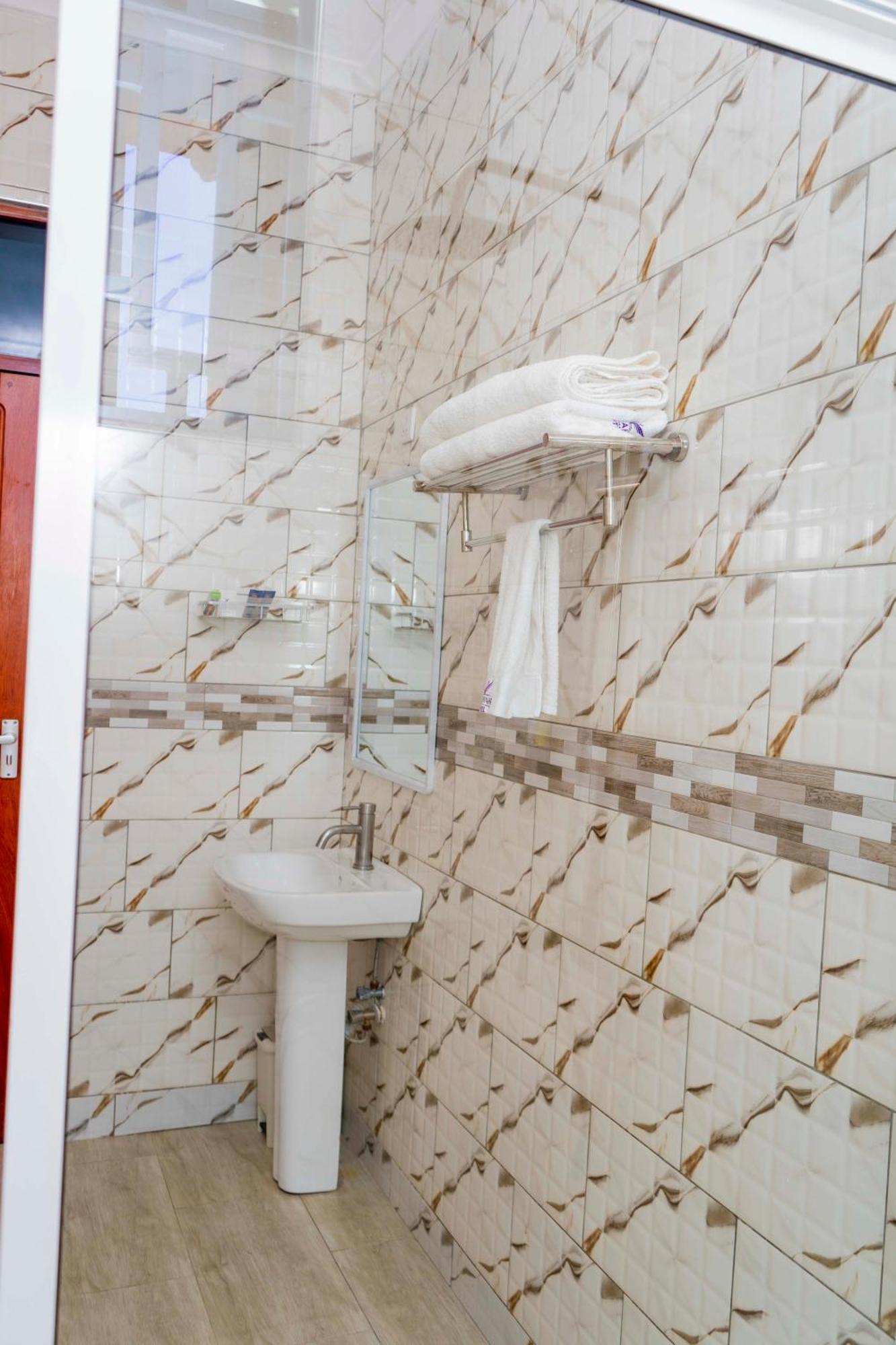 La Stanar Hotel Dodoma Kültér fotó