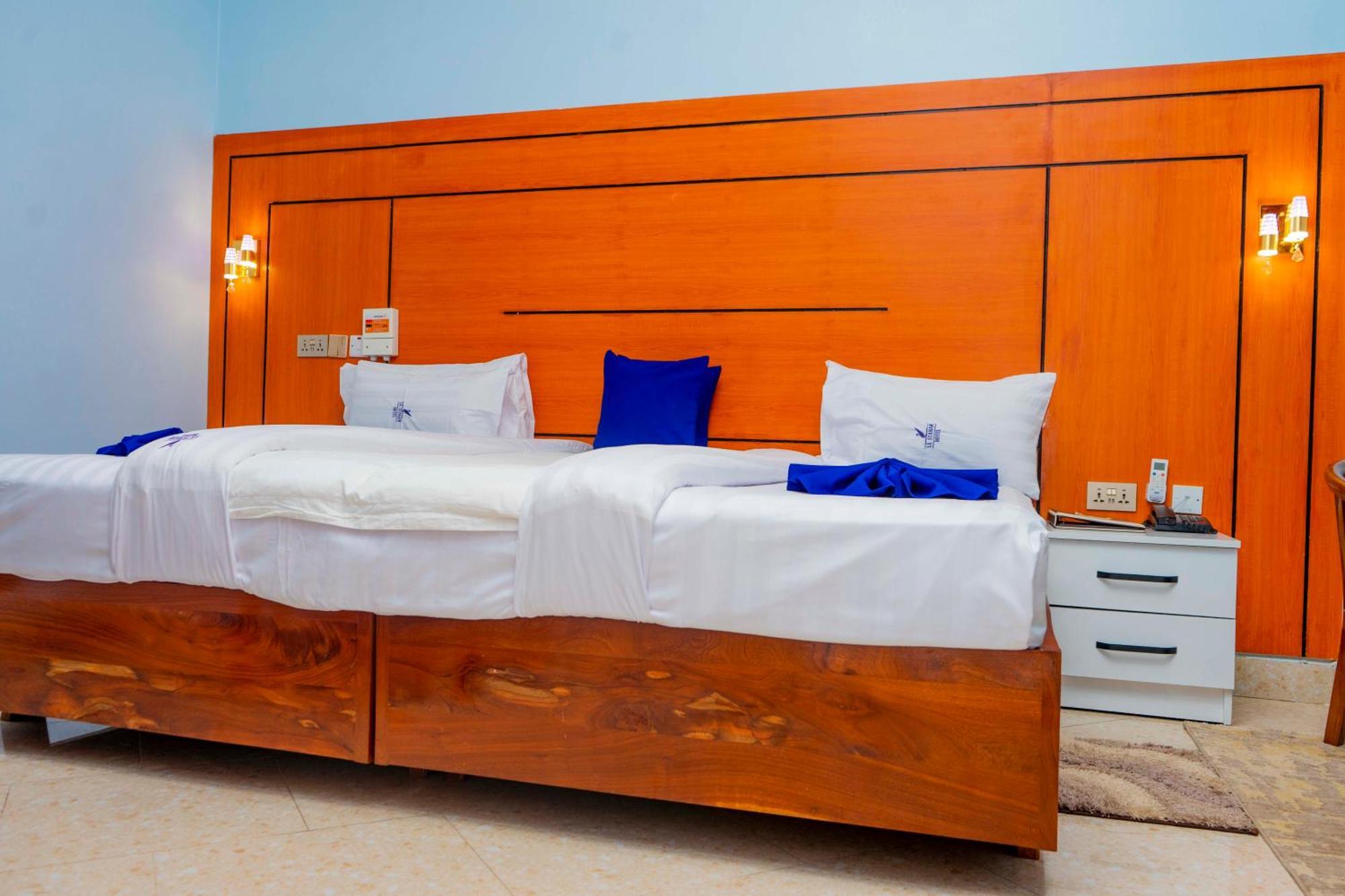 La Stanar Hotel Dodoma Kültér fotó